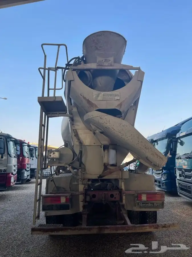 خلاطه خرسانية مرسيدس 2012 - 3241 جمارك 5