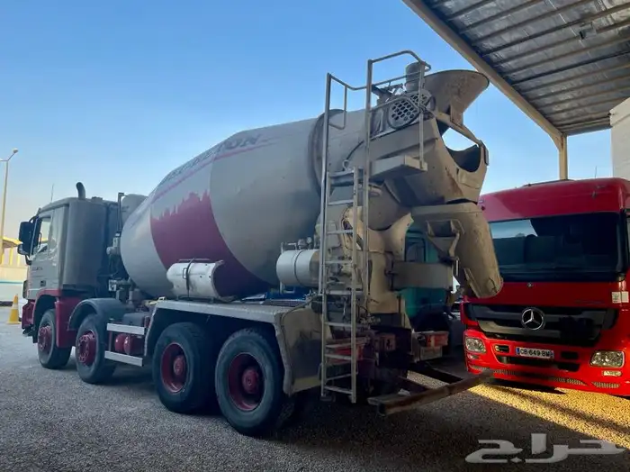 خلاطه خرسانية مرسيدس 2012 - 3241 جمارك 4