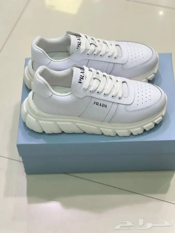 شوزات برادا 2