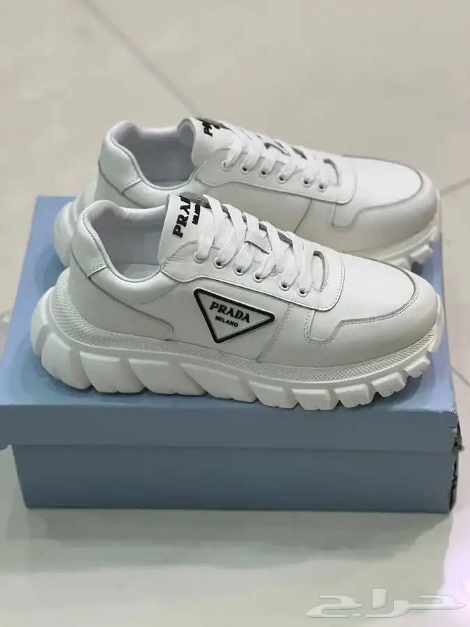 شوزات برادا 5