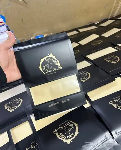 بوكسات عبايات ليبل نسيج أكواب ليبل لوقو جلد أكياس شحن شرايط 29