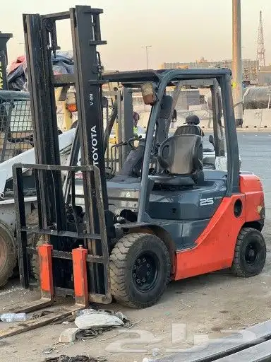تاجير رافعة شوكية فوركلفت تاجير رافعه يدوية 1