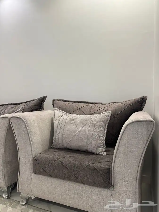 غرفة جلسة نظيفة جدا 4