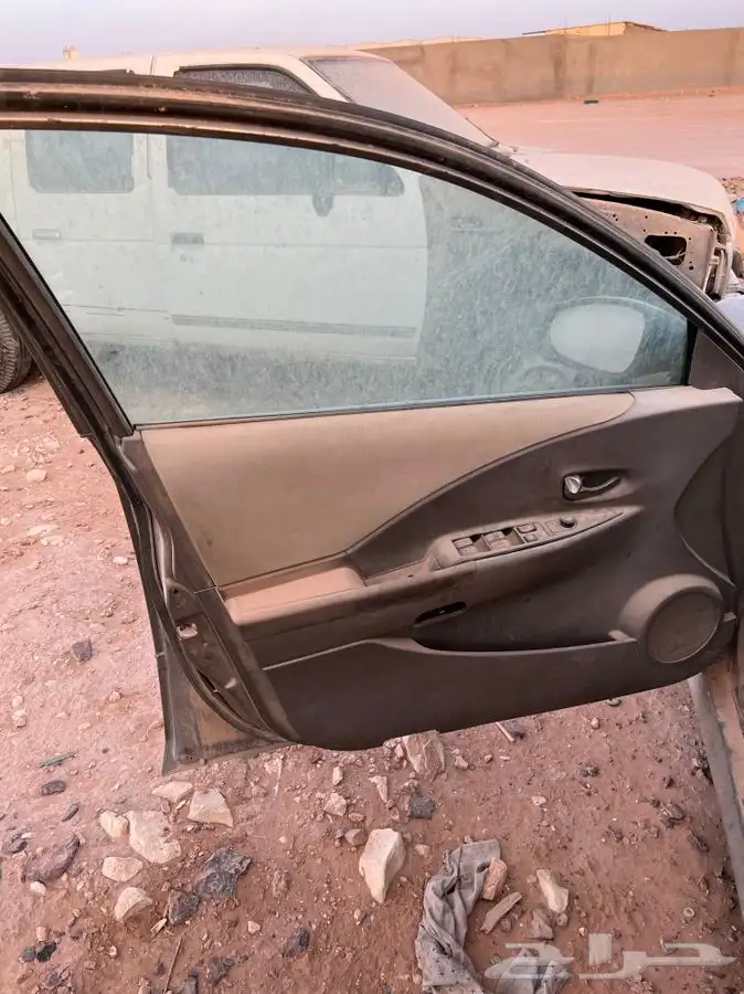 لبيع التيما تشليح قطع غيار2007 9