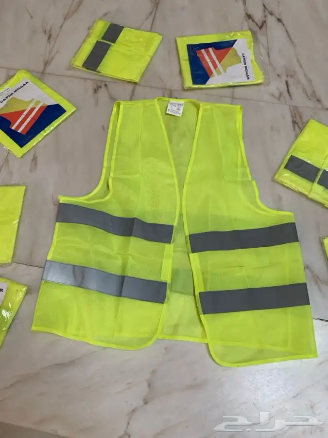 سترة امن وسلامة فسفورية 0