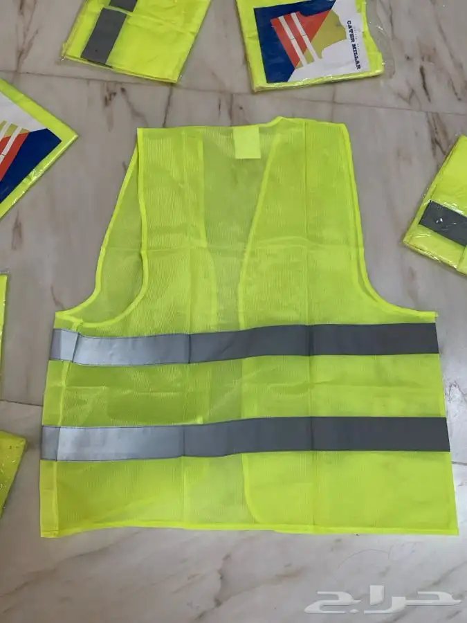 سترة امن وسلامة فسفورية 2