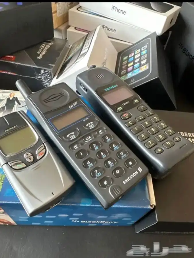 جوالات للبيع انواع كثير جوال جديد بكرتونة 16