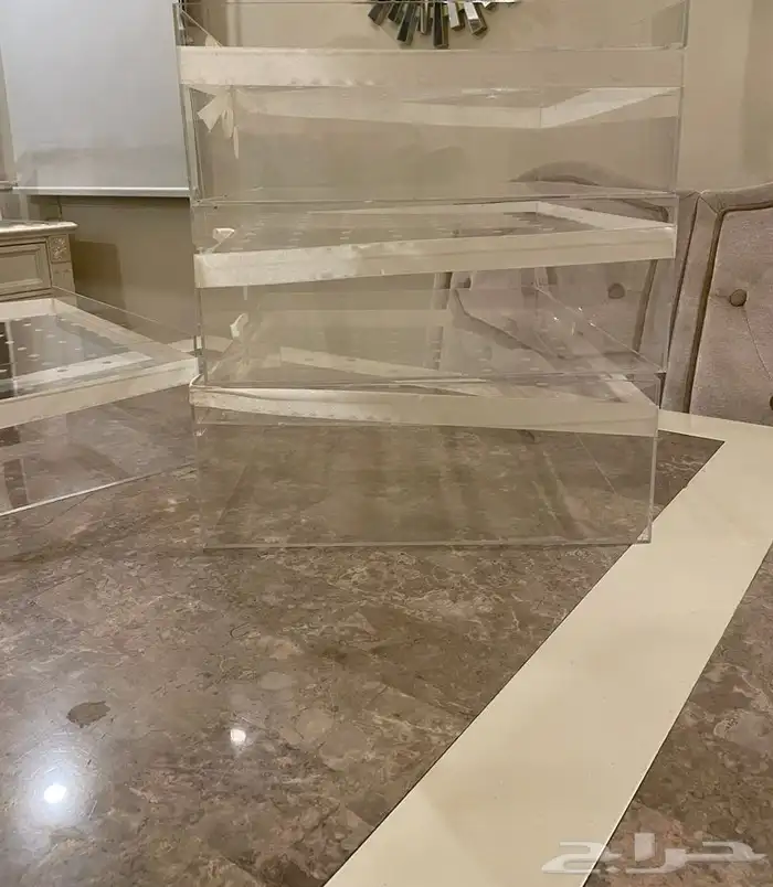 حامل ورد اكلريك 3