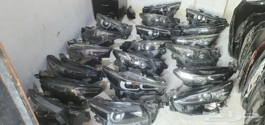 قطع مازدا مستعمل نظيف 1