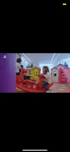 تاجير طاولة اطفال و الحضانة 10