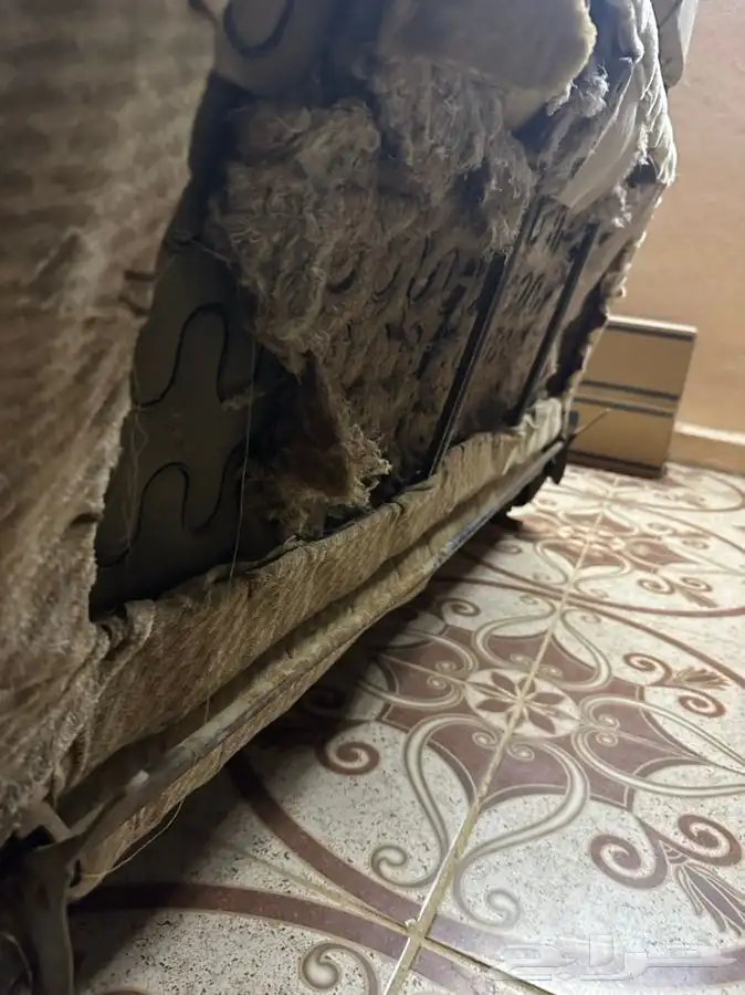 للبيع مرتبه هايلوكس 78 3