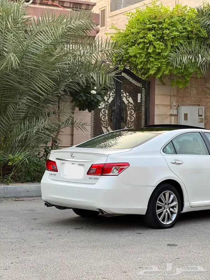 ((تم البيع )) لكزس ES350 مخزن 2010 فل بانوراما 20