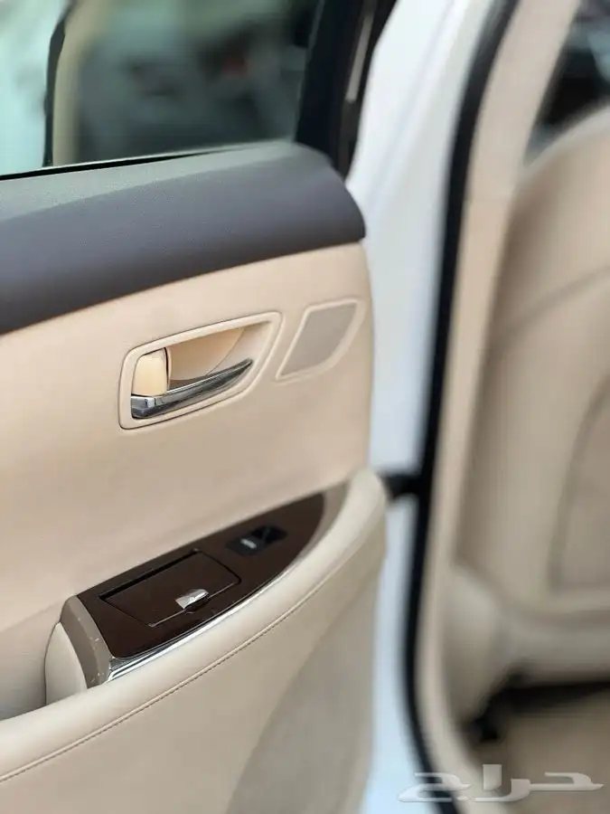((تم البيع )) لكزس ES350 مخزن 2010 فل بانوراما 45