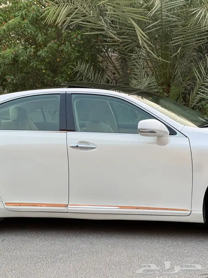 ((تم البيع )) لكزس ES350 مخزن 2010 فل بانوراما 25