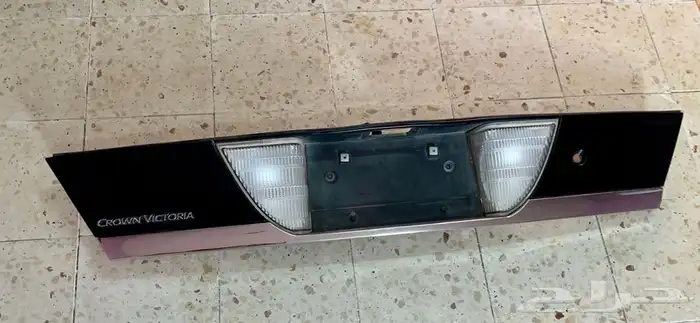 عاكس فورد فكتوريا 0