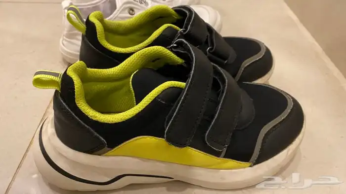 جزمة أطفال ولادي مستعملة خفيف 3