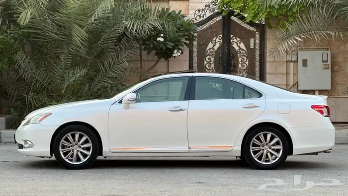 ((تم البيع )) لكزس ES350 مخزن 2010 فل بانوراما 30