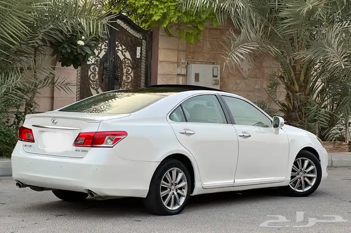 ((تم البيع )) لكزس ES350 مخزن 2010 فل بانوراما 19
