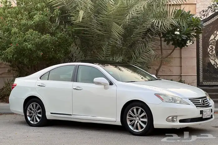((تم البيع )) لكزس ES350 مخزن 2010 فل بانوراما 21