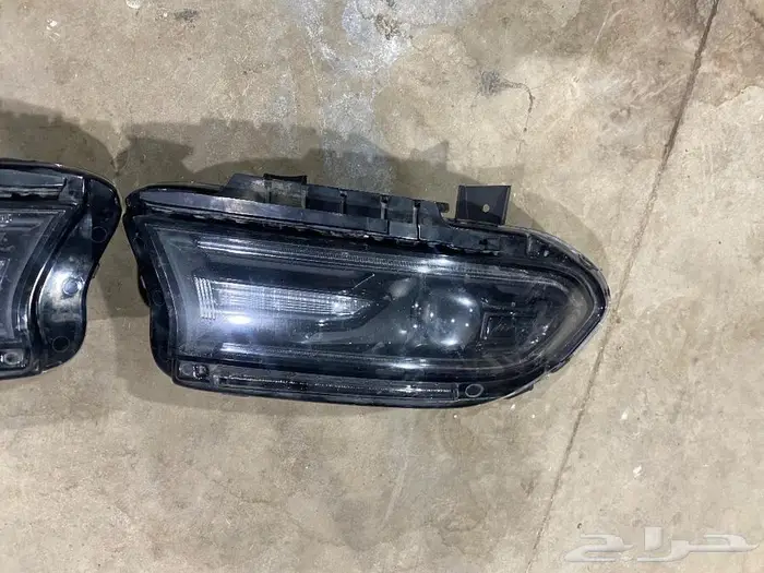 للبيع شمعات دوج 6