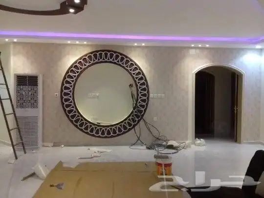 دهانات داخلية وخارجية وعوازل الخزانات وتركيب الفوم وبديل اله 12