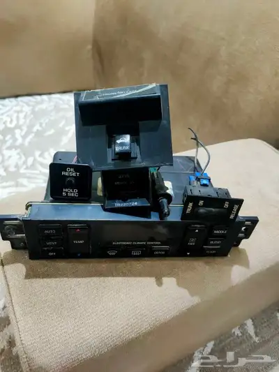 قطع غيار بيوك رود ماستر ديكور..ازرار مكيف..مراية..شبك..رفارف 13