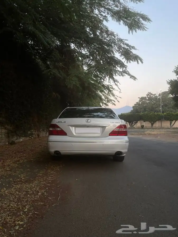 لكزس LS430 2006 8