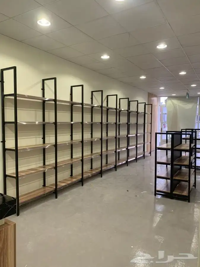 ديكورات محلات التجاريه. كاشير مكتب طاولات عرض 46