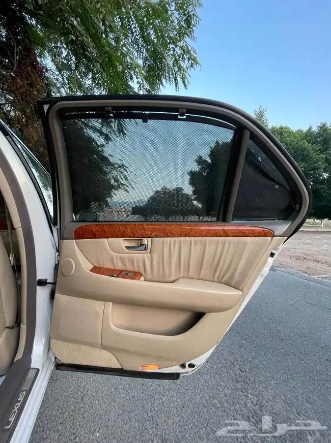 لكزس LS430 2006 13