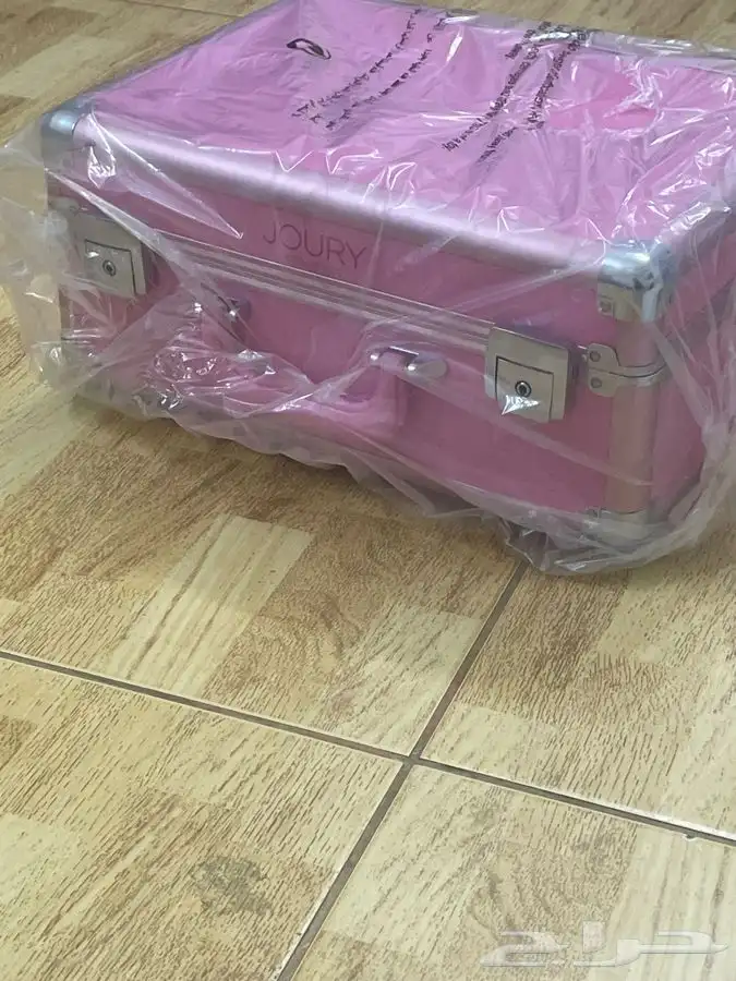 شنطه مكياج جديده لن تستخدم 0