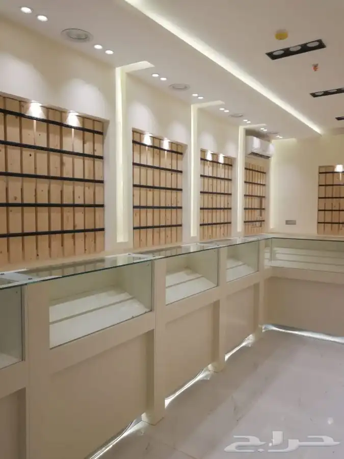 ديكورات محلات التجاريه. كاشير مكتب طاولات عرض 48