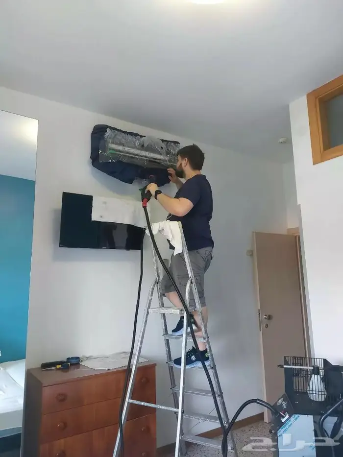 جهاز بخار إيطالي لغسيل مكيفات السبلت وتعقيمها AriaSana 12
