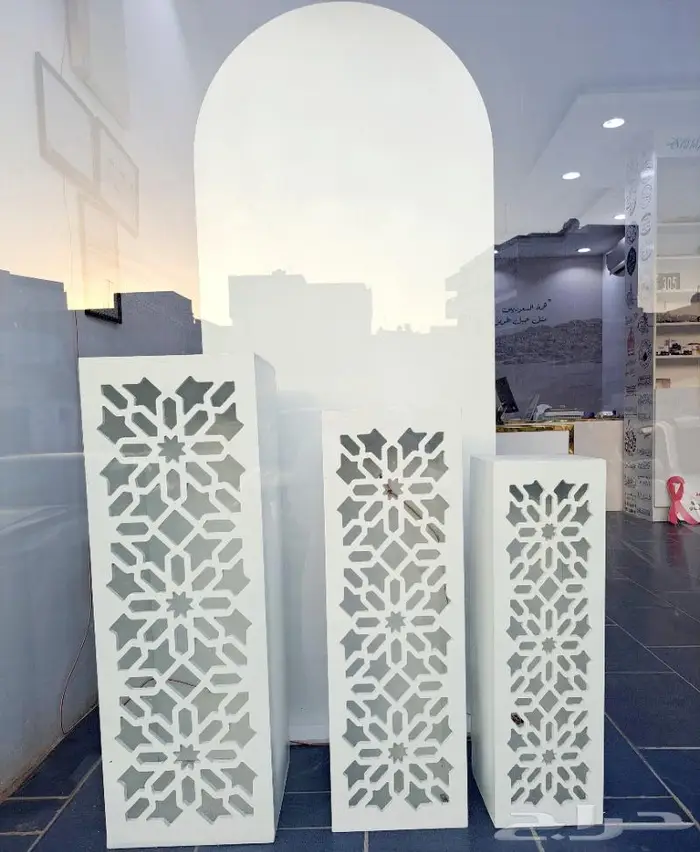 استاند وطاولات استقبال تفصيل عحسب الطلب 1