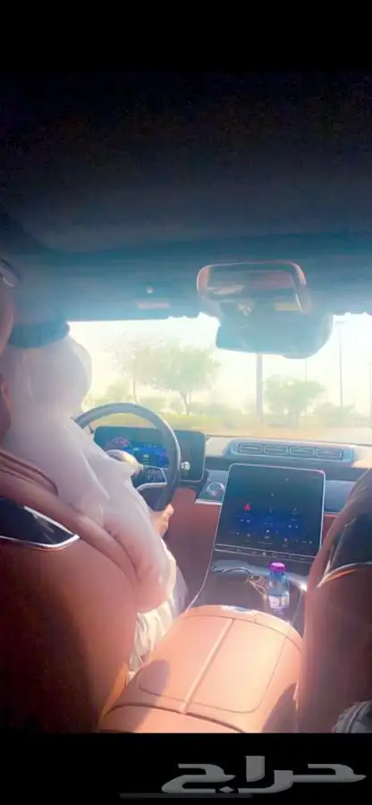 ايجار بالساعه مرسيدس 2023 بالسايق 2