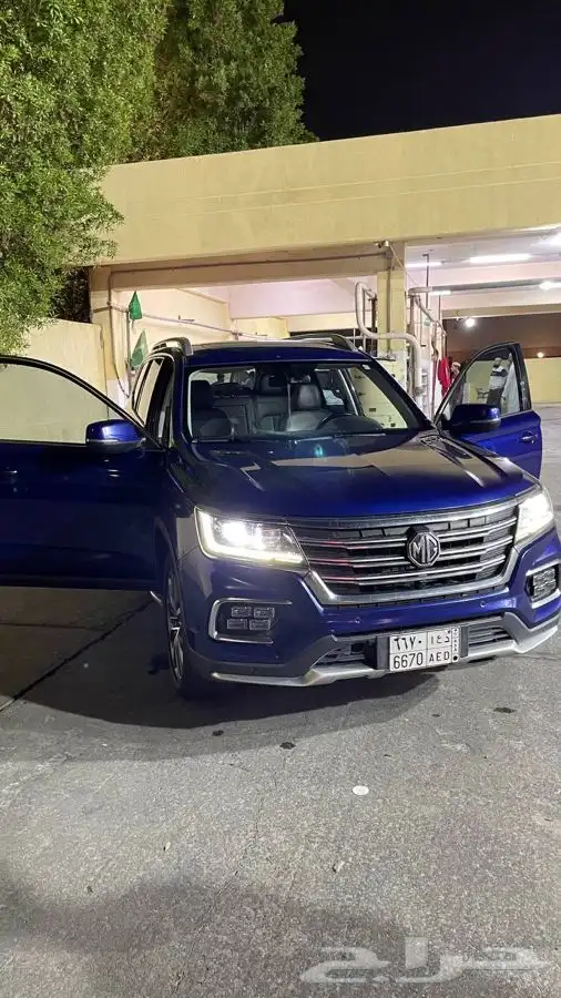 سياره MG RX8 2020 35