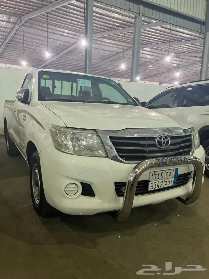 هايلوكس 4 1 0 2 GLX تم البيع 29