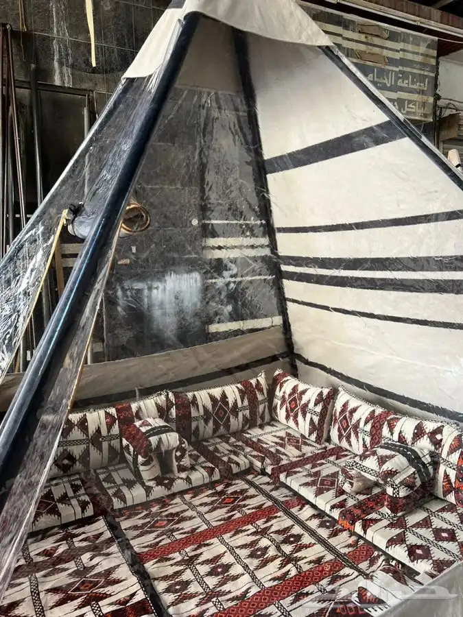 خيمة على شكل هرم بدون أوتاد 7