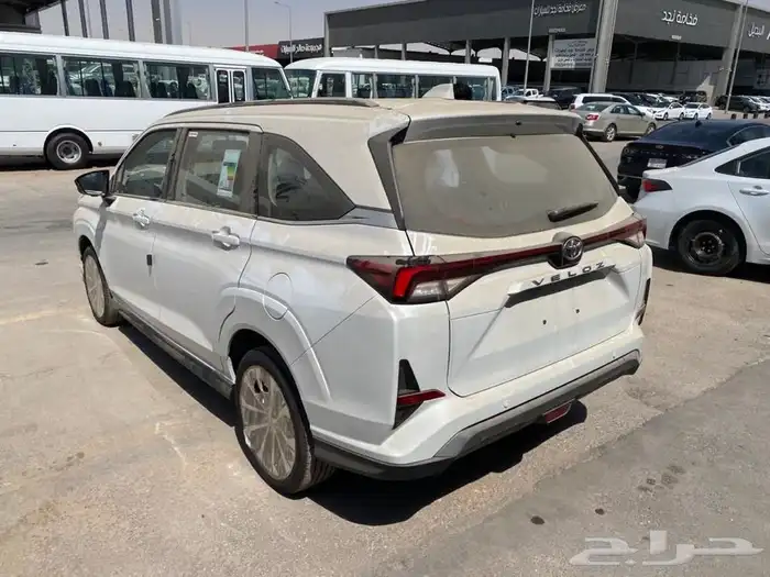 تويوتا فليوز 2025 4