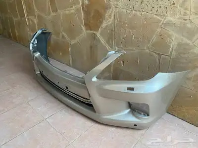 صدام جيب لكزس موديل 2012-2015 لون ذهبي 0