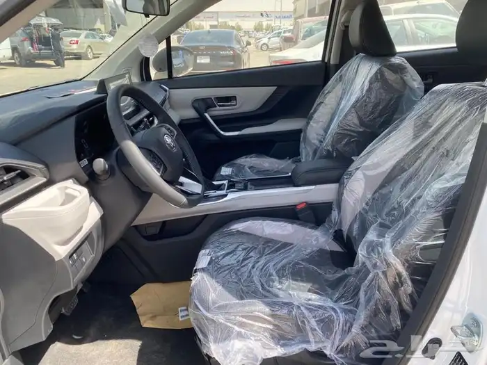 تويوتا فليوز 2025 7