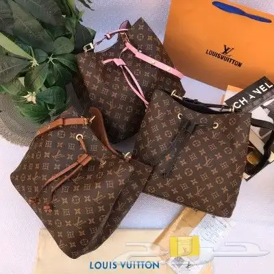 شنط جملة وتجزئة 38