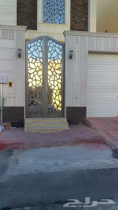 حداد باب حديد ليزر 4