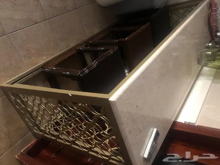 طاولات تقديم كبيره 1