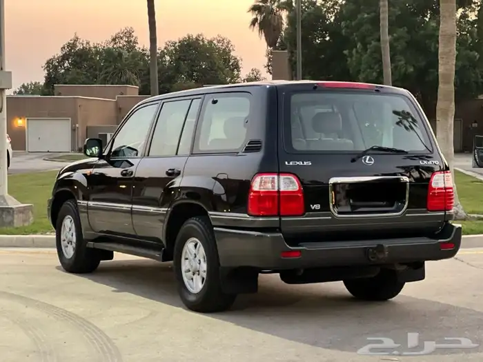 ((تم البيع )) جيب لكزس مخزن وكالة شرط نادر LX470 17