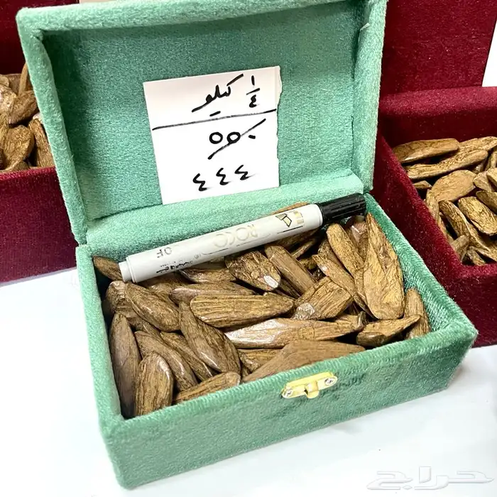 عود بخور فاخر وعرض الجملة ب 59 للاوقية لازال جاري 2