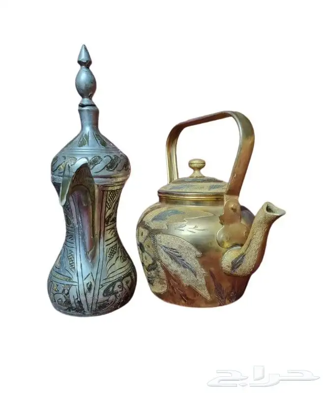 دلة و أبريق نحاس تراثية 1