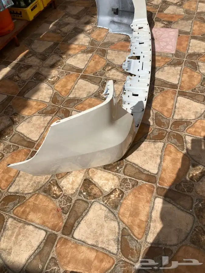 استاره برادو خلفية وصدام خلفي خليجي 5