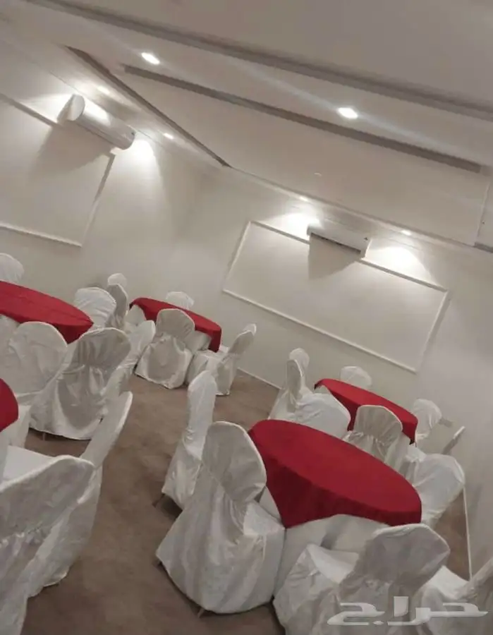 تاجير طاولات وكراسي الرياض تاجير مكيفات وزل كنب مفرد الرياض 1