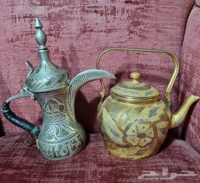 دلة و أبريق نحاس تراثية 8