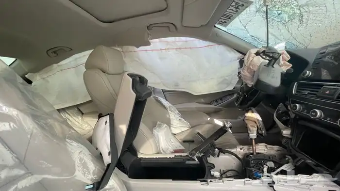 هوندا اكورد 2021 قطع غيار فقط السياره في البحرين 21